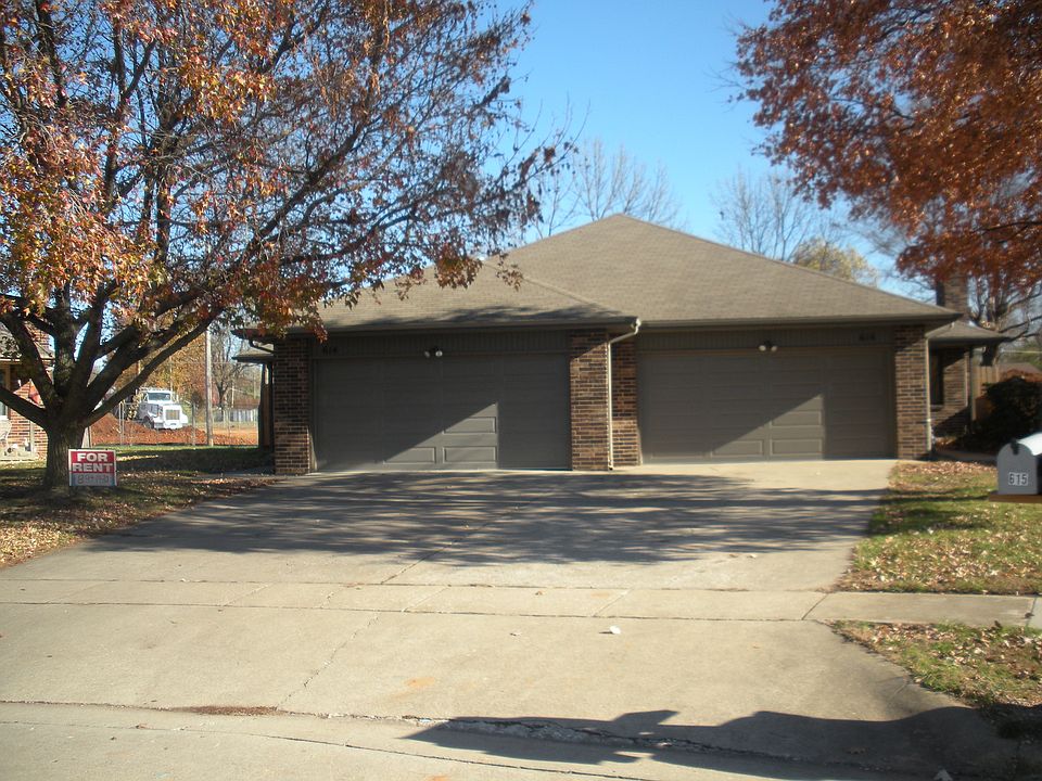 614 E. Redwood (left side)