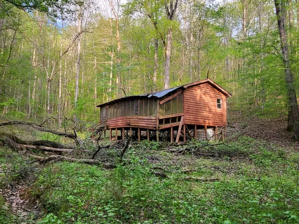 160 Snow Point Rd, Guntersville, AL 35976