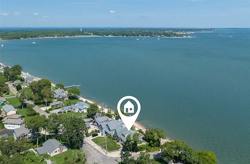 4295 Bay Shore Rd, Greenport, NY 11944 | Out East