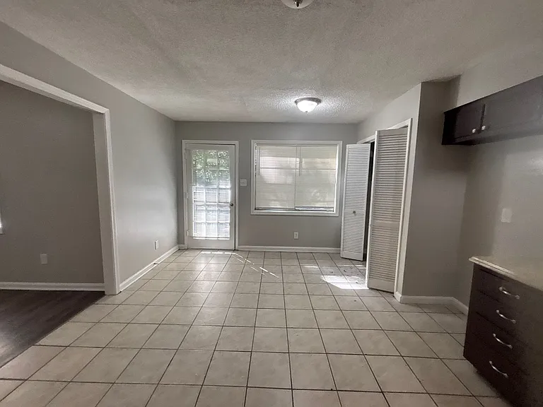4199 Bacon St — Photo 17