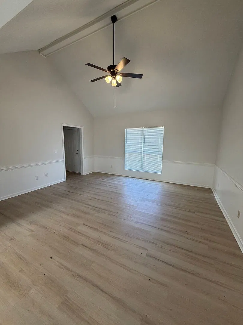 206 Buckston Court — Photo 4