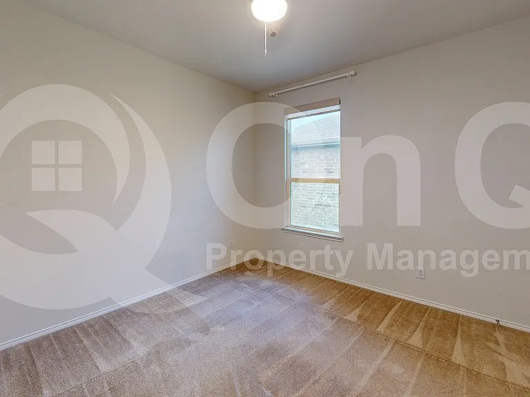2213 Heaton St — Photo 15