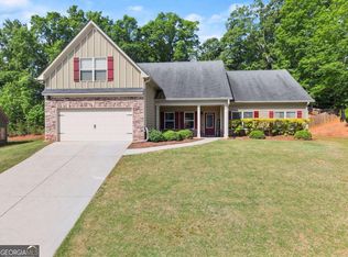 1929 Windstone Pl, Winder, GA 30680