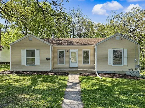 2700 Sheridan Ave, Des Moines, IA 50310