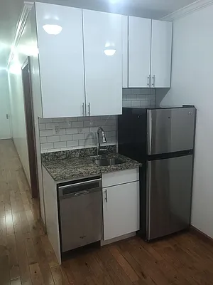 Rented by Green Home NY Realty LLC | media 14