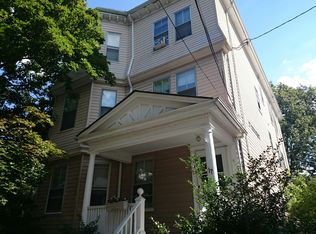 17 Rice St #2, Brookline, MA 02445
