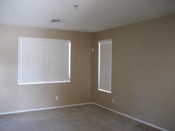 3rd image of 4910 E Meadow Land Dr