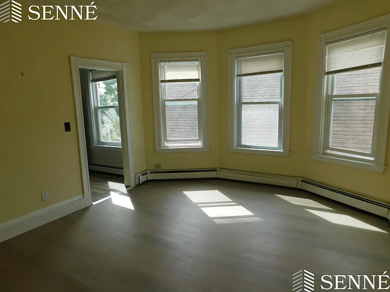81 Merriam St #3 — Photo 3