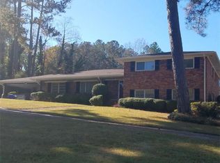 1870 Loch Lomond Trl SW, Atlanta, GA 30331