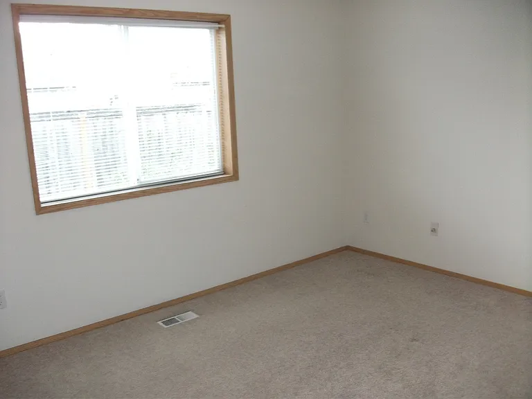 16405 NE 9th Way #A-B — Photo 11