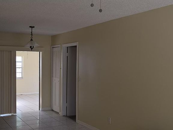 5th image of 4015 Gander Ave #2