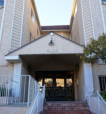 4th image of 5135 Zelzah Ave APT 205