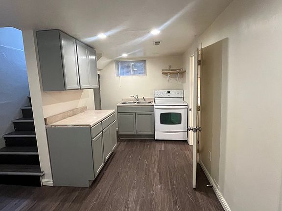 5th image of 2704 S Alden St #B