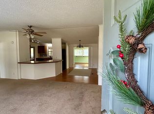 208 Clayton Dr, Newport, NC 28570