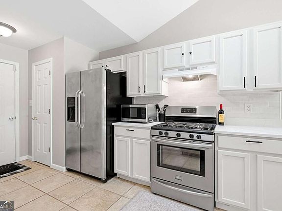 3rd image of 5480 Amber Cove Way