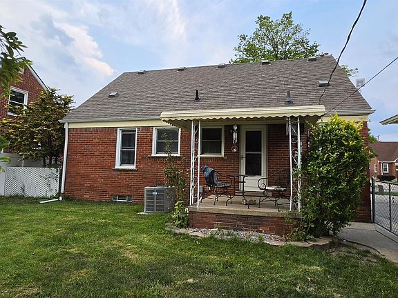 2nd image of 15757 Angelique Ave