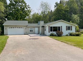 11771 Alphonse St, Ossineke, MI 49766
