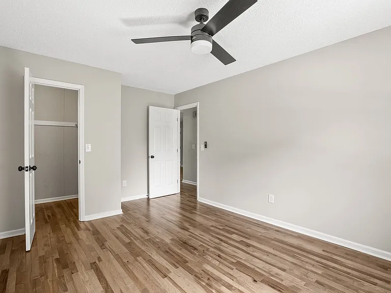 800 Arlington St — Photo 12
