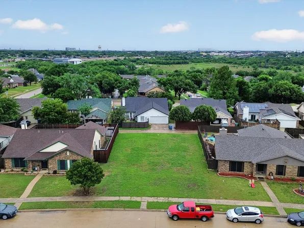 4361 Fryer St, The Colony, TX 75056