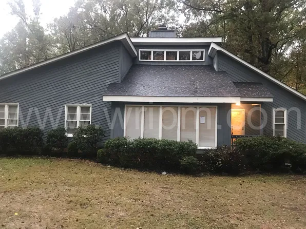 106 Saint Andrews Ct, Columbia, SC 29210