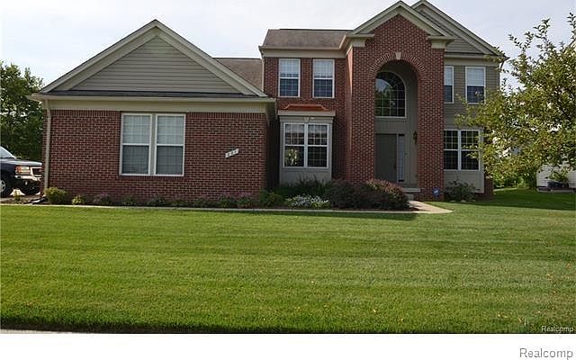 1st image of 881 Riverbed Dr