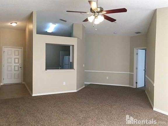2nd image of 3213 Pine Top Dr