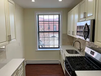 Rented by Real Estate Concept Group Inc