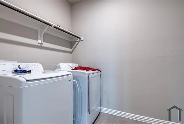 5219 Amistad Ave — Photo 17