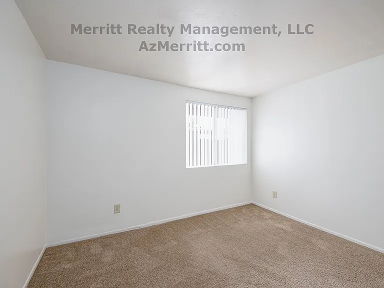 4407 E Edison St — Photo 6