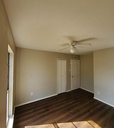3rd image of 5301 Slay Dr