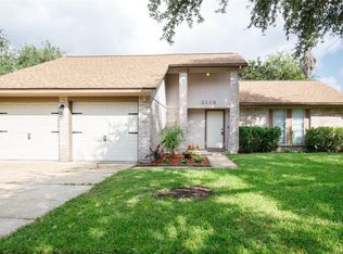 3115 Pilgrims Point Ln, Pearland, TX 77581