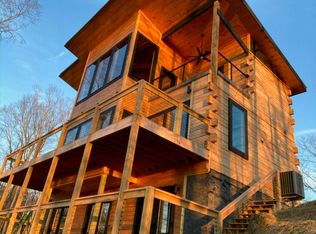 445 Jack Potts Dr, Dandridge, TN 37725