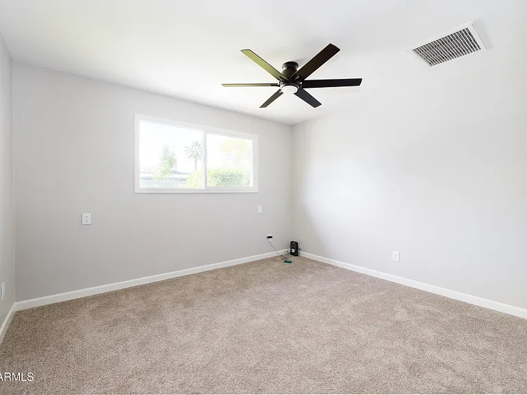 8643 E Palo Verde Dr — Photo 12
