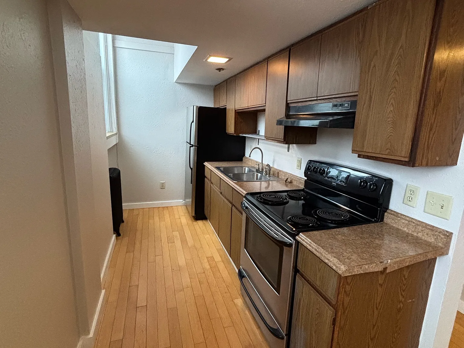 313 North 3rd Avenue East - 401 — Photo 4
