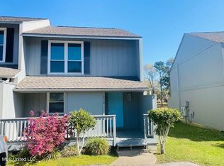 274 Highpoint Dr, Diamondhead, MS 39525