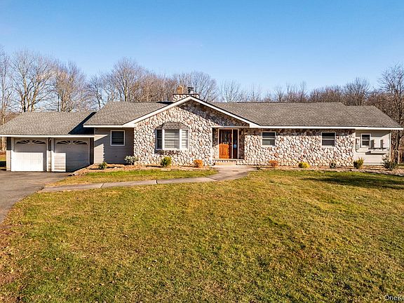 3rd image of 158 Wade Road
