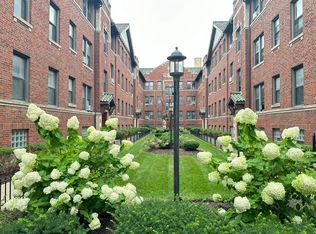 3302 W Schubert Ave UNIT F4, Chicago, IL 60647