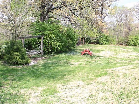 5th image of 43 Bellerive Acres