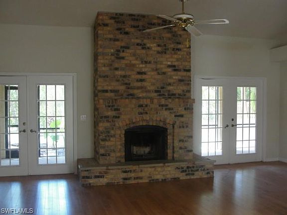 3rd image of 621 Astarias Cir