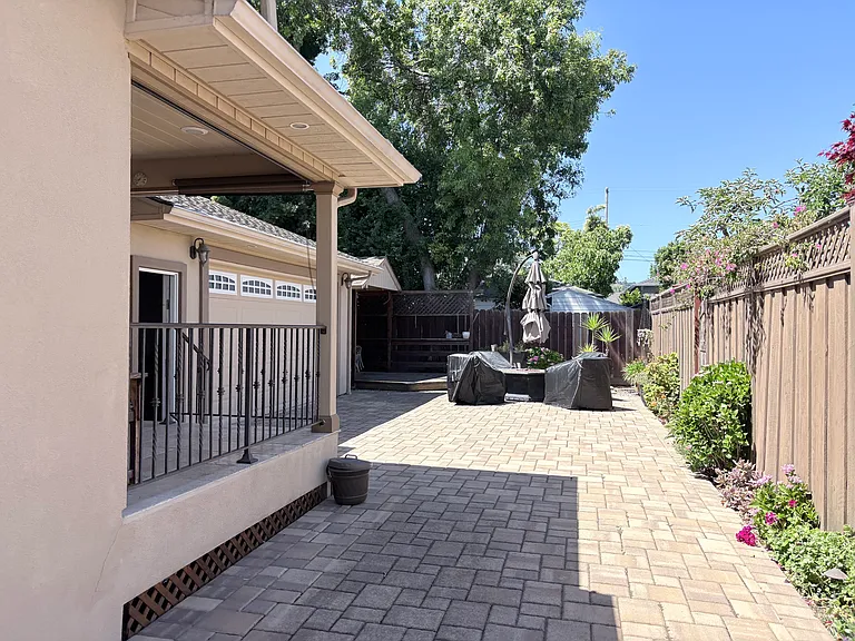 1530 Jasmine St — Photo 25