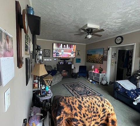 4th image of 20 Franklin St