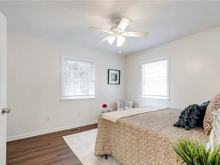 4321 N Huguenot Rd — Photo 28
