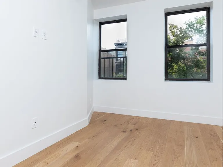 174 1st Ave #PH — Photo 13