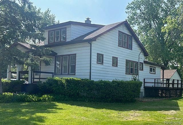 1st image of 23605 Schomberg St