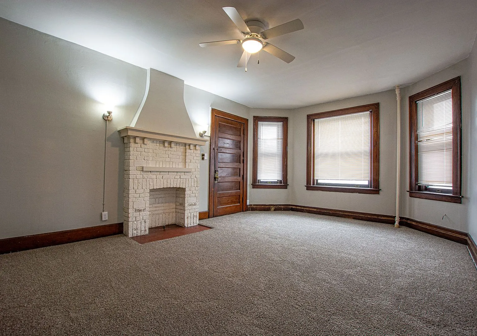 Bayliss Park Apartments — Photo 3