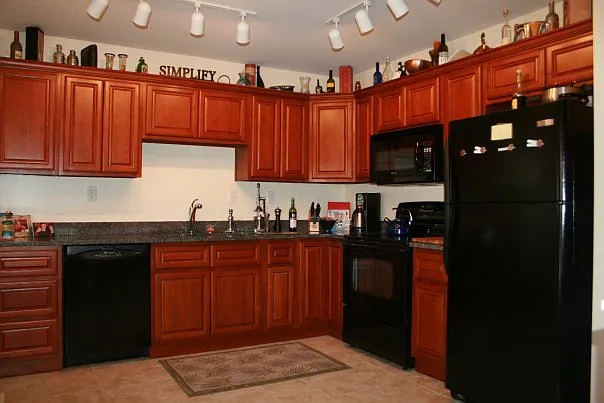 2535 Cherry St #2 — Photo 4