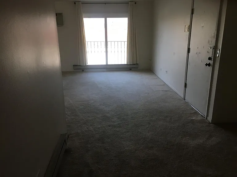 203 N Waters Edge Dr — Photo 5