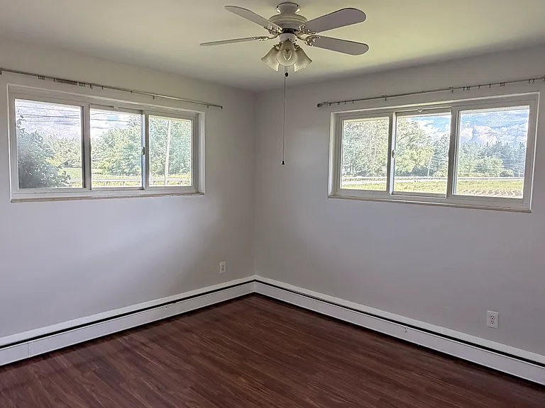 3071 N Eastman Rd — Photo 13