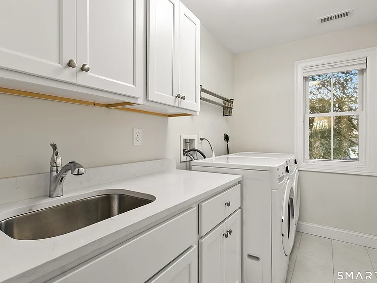 210 High Ridge Ave — Photo 27
