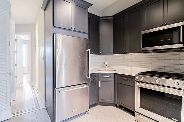 Rented by EXR | media 25